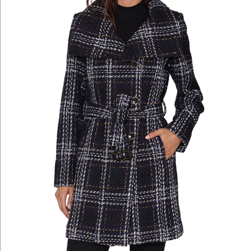 Women’s Plaid Belted Wrap Coat